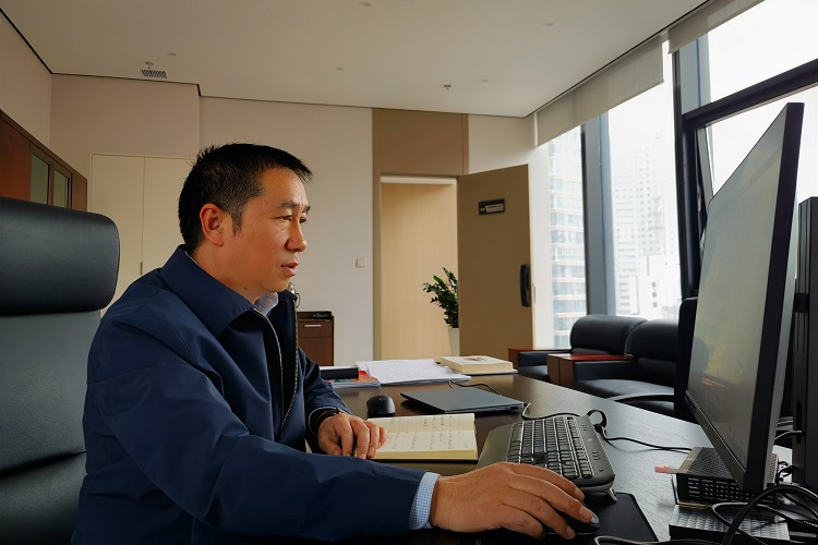 何俊秀網(wǎng)站.jpg